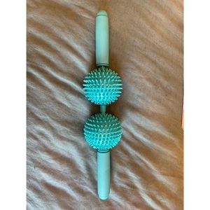 Physique 57 Muscle Roller FabFitFun Spring ‘18